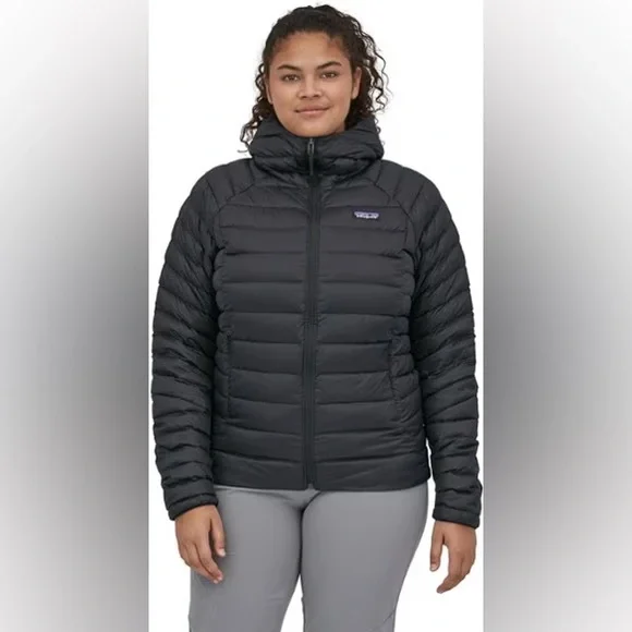 Patagonia Black Hooded Puffer Down Jacket - Picture 2 of 8
